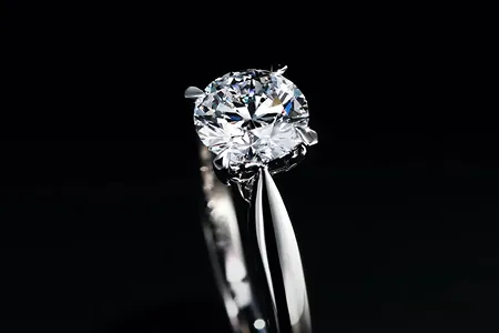 エクセルコダイヤモンド（EXELCO DIAMOND）の結婚と婚約指輪の画像